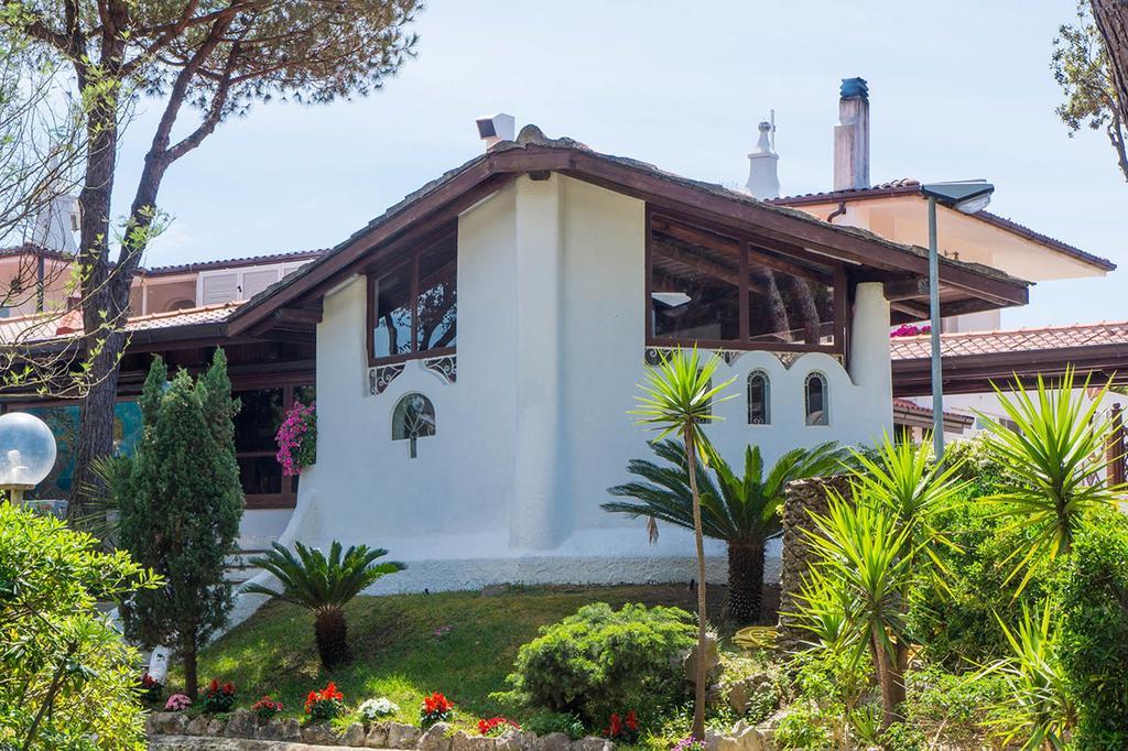 Holiday Village Fondi Exterior photo