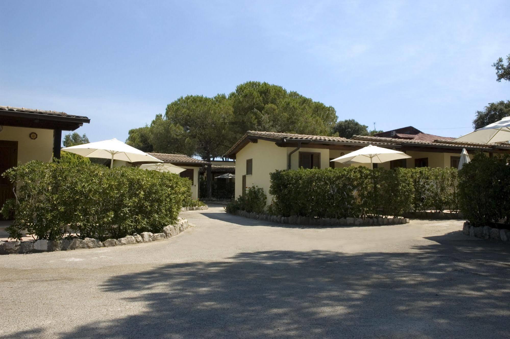 Holiday Village Fondi Exterior photo